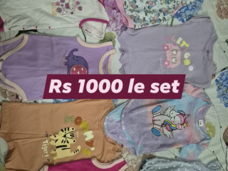 lot-de-vetement-pour-bebe